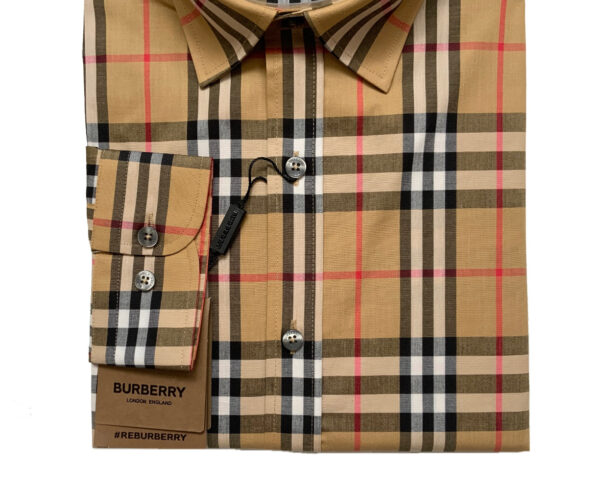 Burberry London 8001236 Camicia Uomo in Cotone Pattern a Quadri Prezzo Affare