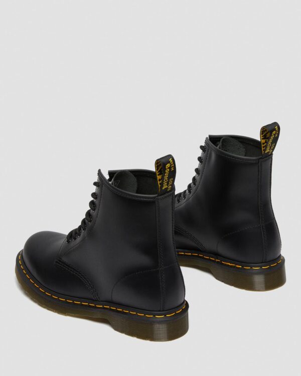 Dr Martens Classic 1460 11822006 Stivali Unisex In Pelle Smooth Special Price