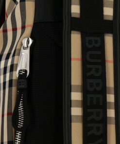 Burberry 8017736 Zaino Medium In Tartan Tessuto Check Prezzo Affare